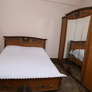 Guest house In, Batumi